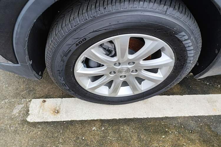 Used Buick Envision 2021 532T Two-Wheel-Drive Leading Version Left Front Wheel Hub