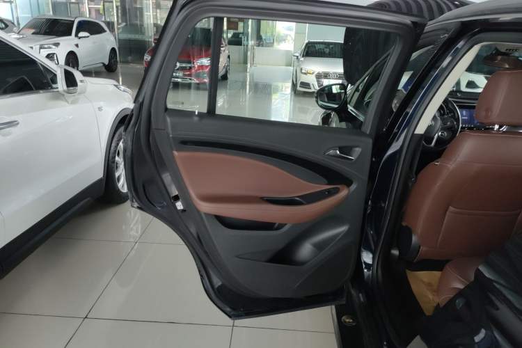 Used Buick Envision 2021 532T Two-Wheel-Drive Elite Version Left Rear Door Interior