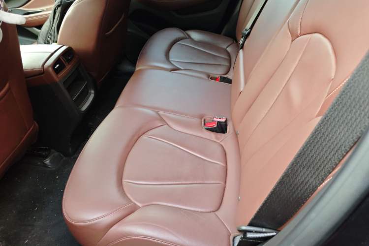 Used Buick Envision 2021 532T Two-Wheel-Drive Elite Version Left Rear Seat
