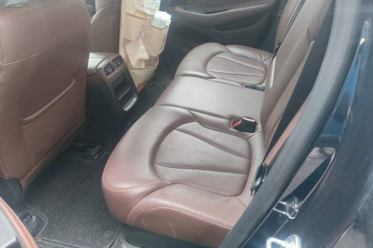 Used Buick Envision 2021 532T Two-Wheel-Drive Elite Version Left Rear Seat