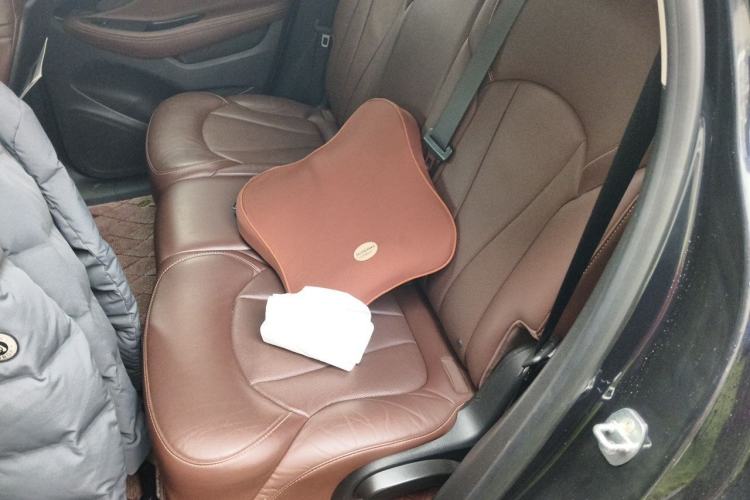 Used Buick Envision 2021 532T Two-Wheel-Drive Luxury Version Left Rear Seat