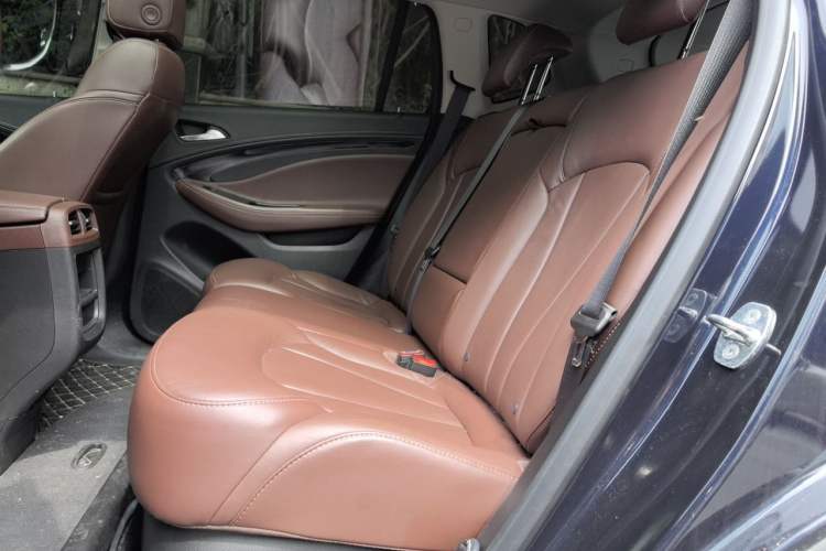 Used Buick Envision 2021 532T Two-Wheel-Drive Elite Version Left Rear Seat