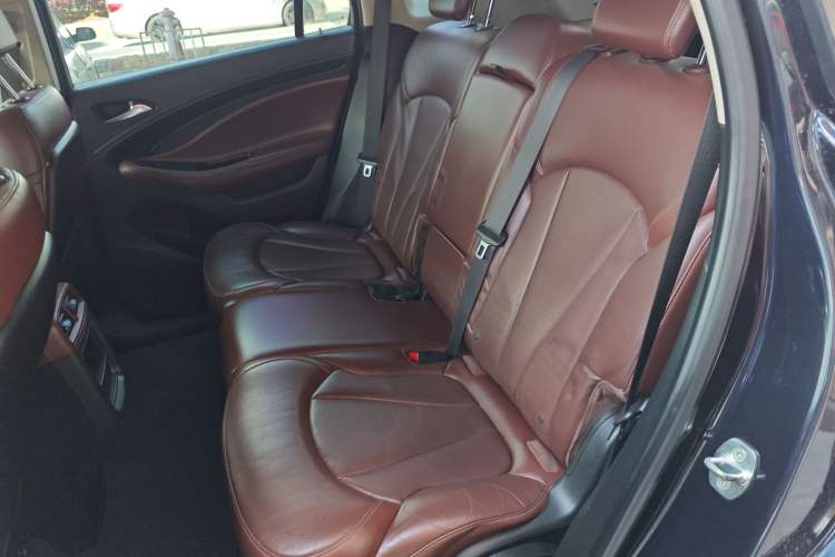 Used Buick Envision 2021 532T Two-Wheel-Drive Luxury Version Left Rear Seat