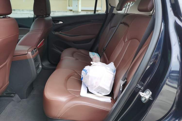 Used Buick Envision 2021 532T Two-Wheel-Drive Elite Version Left Rear Seat