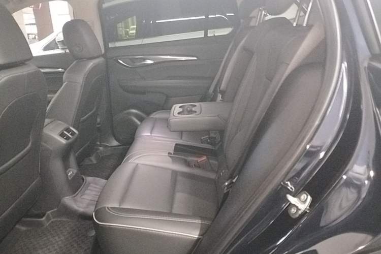 Used Buick Envision 2021 Encore Plus 652T Five-Seat Luxury Model Left Rear Seat