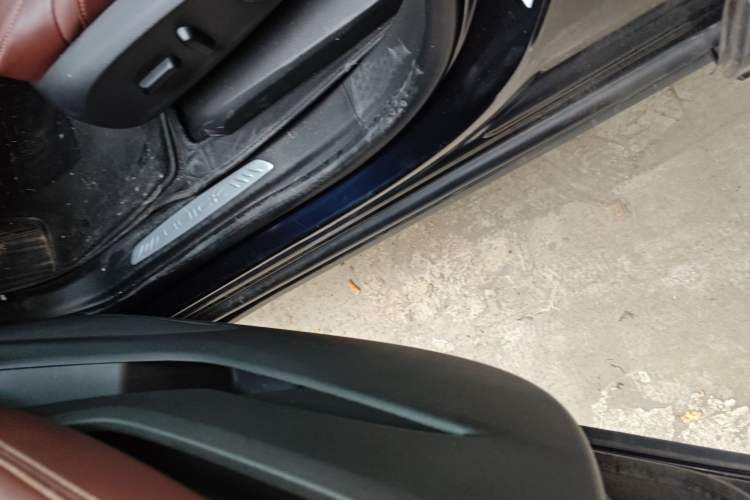Used Buick Envision 2021 532T Two-Wheel-Drive Elite Version Left Side Sill