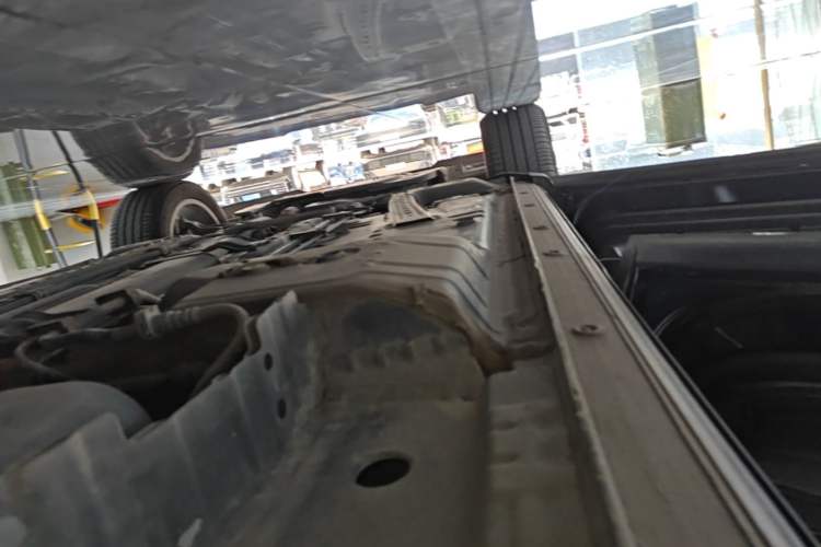 Used Buick Envision 2021 Encore Plus 652T Five-Seat Luxury Model Left Side Sill