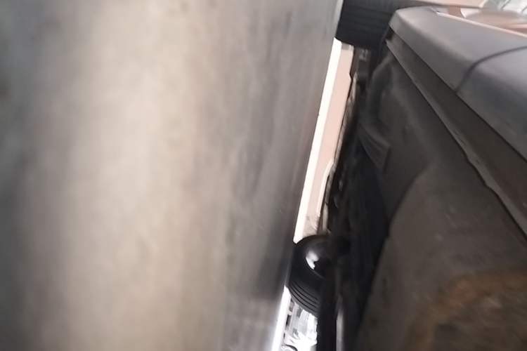 Used Buick Envision 2021 Encore Plus 652T Five-Seat Luxury Model Left Side Sill
