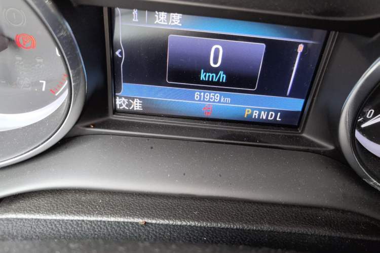 Used Buick Envision 2021 532T Two-Wheel-Drive Elite Version Odometer Close Up