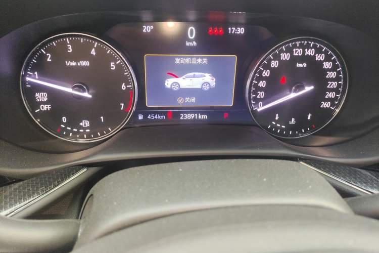 Used Buick Envision 2021 Encore Plus 652T Five-Seat Luxury Model Odometer Close Up