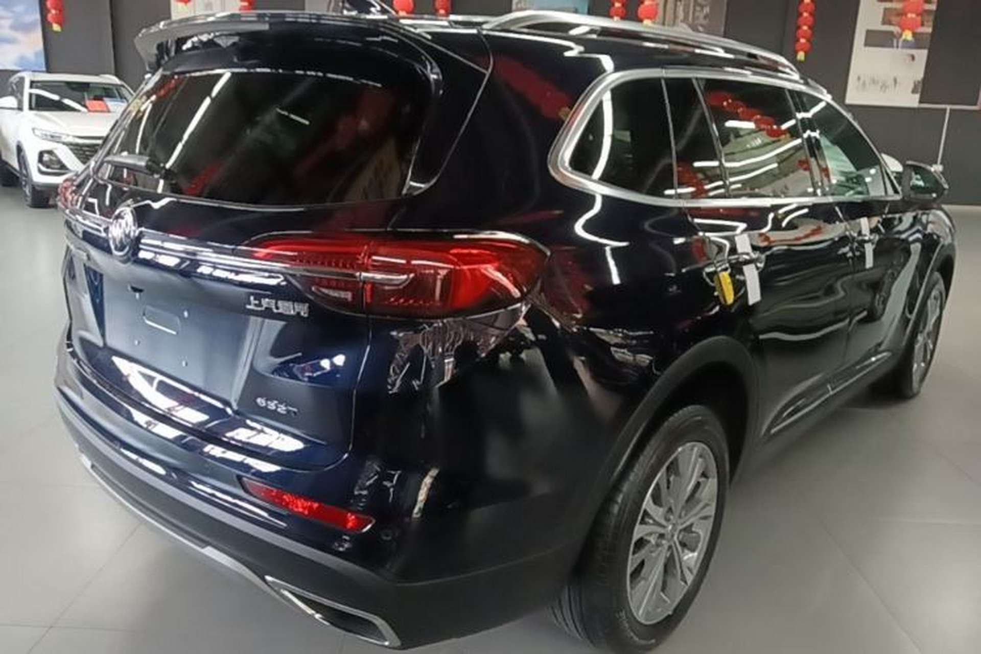 Used Buick Envision 2021 Encore Plus 652T Five-Seat Luxury Model Rear Right 45 Deg