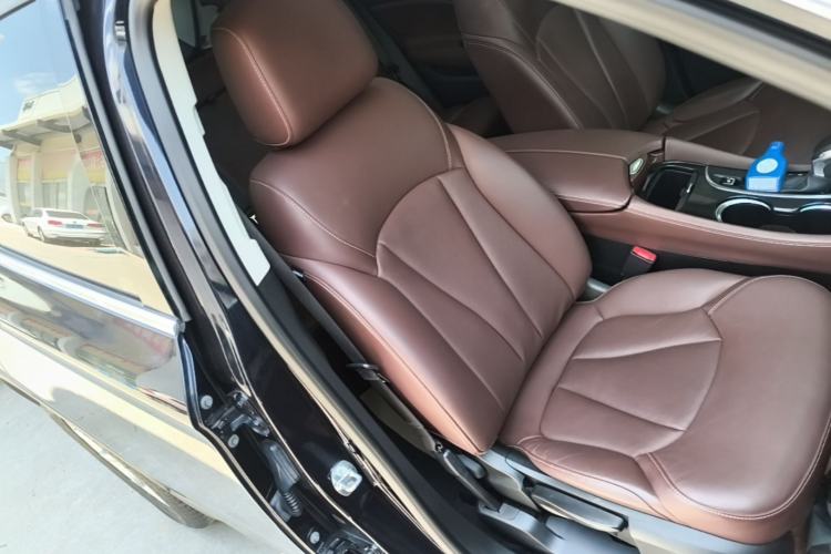 Used Buick Envision 2021 532T Two-Wheel-Drive Elite Version Right Front Seat
