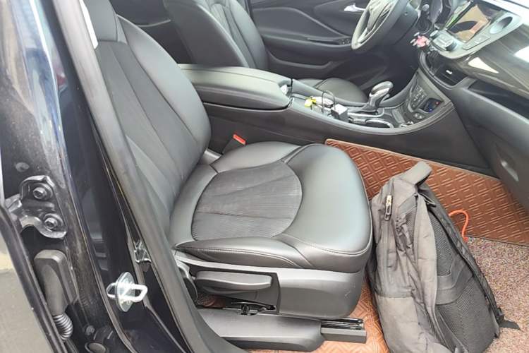 Used Buick Envision 2021 532T Two-Wheel-Drive Leading Version Right Front Seat