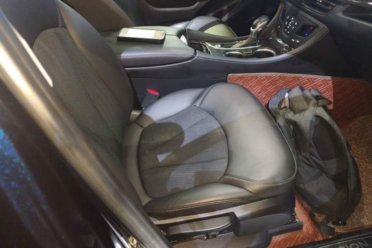 Used Buick Envision 2021 532T Two-Wheel-Drive Leading Version Right Front Seat