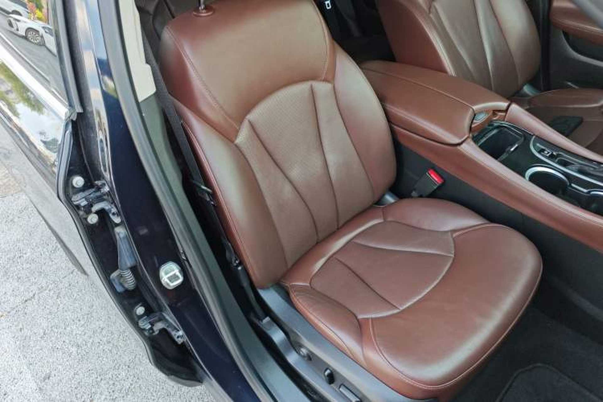 Used Buick Envision 2021 532T Two-Wheel-Drive Luxury Version Right Front Seat