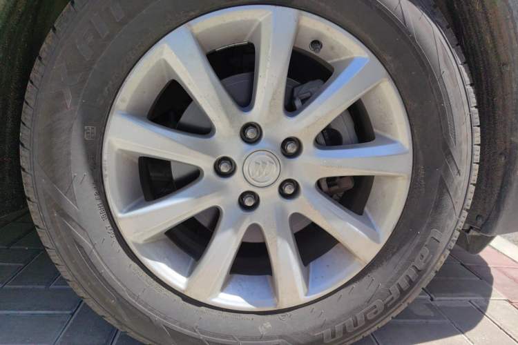 Used Buick Envision 2021 532T Two-Wheel-Drive Leading Version Right Front Wheel Hub