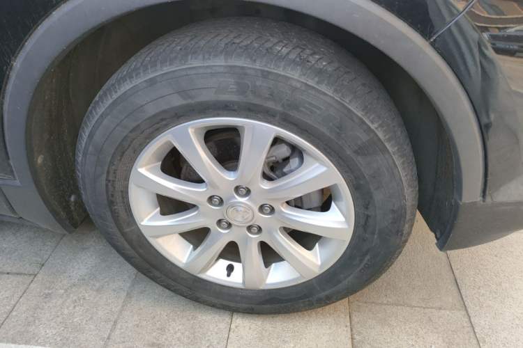 Used Buick Envision 2021 532T Two-Wheel-Drive Elite Version Right Front Wheel Hub