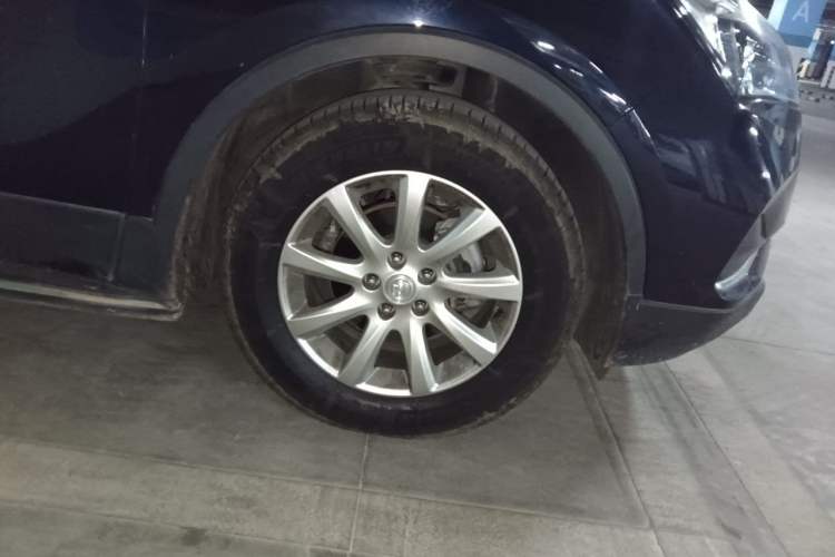 Used Buick Envision 2021 532T Two-Wheel-Drive Elite Version Right Front Wheel Hub