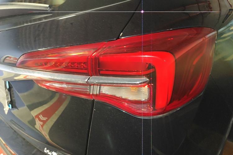 Used Buick Envision 2021 532T Two-Wheel-Drive Elite Version Right Rear Taillight