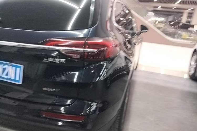 Used Buick Envision 2021 Encore Plus 652T Five-Seat Luxury Model Right Rear Taillight