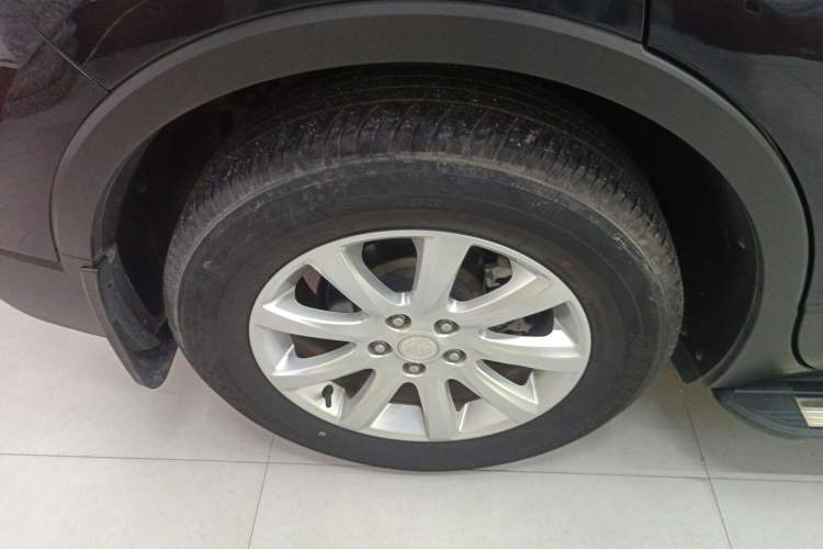 Used Buick Envision 2021 532T Two-Wheel-Drive Elite Version Right Rear Wheel Hub