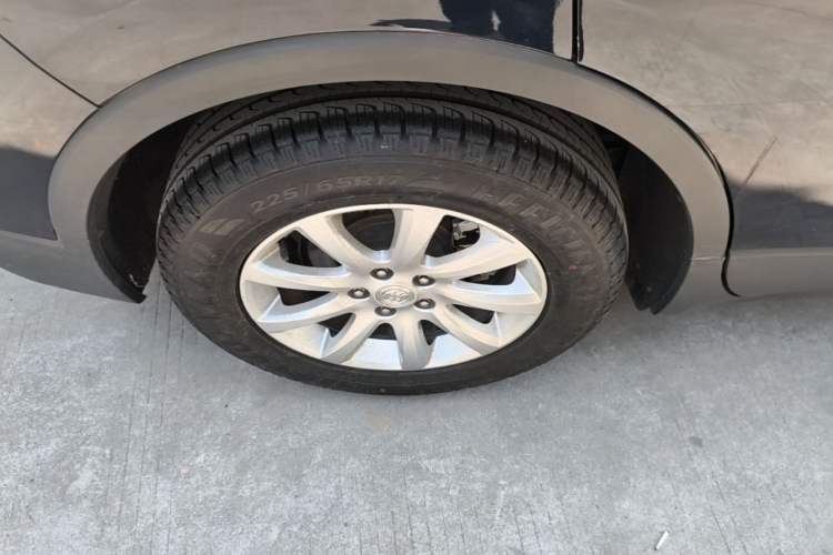 Used Buick Envision 2021 532T Two-Wheel-Drive Elite Version Right Rear Wheel Hub