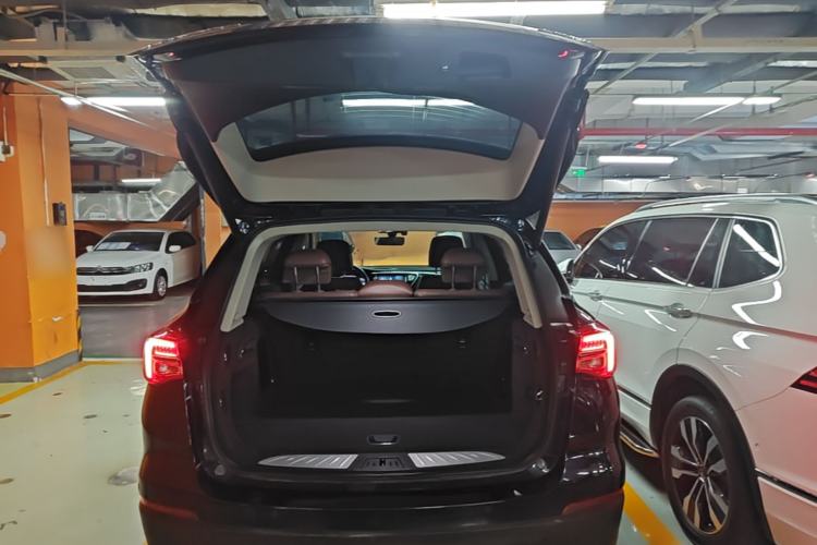 Used Buick Envision 2021 532T Two-Wheel-Drive Luxury Version Trunk