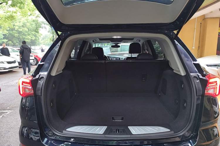 Used Buick Envision 2021 532T Two-Wheel-Drive Leading Version Trunk