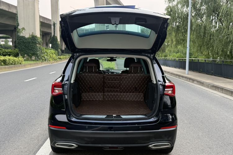 Used Buick Envision 2021 532T Two-Wheel-Drive Elite Version Trunk
