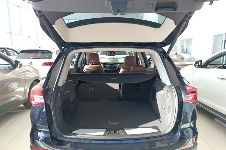 Used Buick Envision 2021 532T Two-Wheel-Drive Luxury Version Trunk