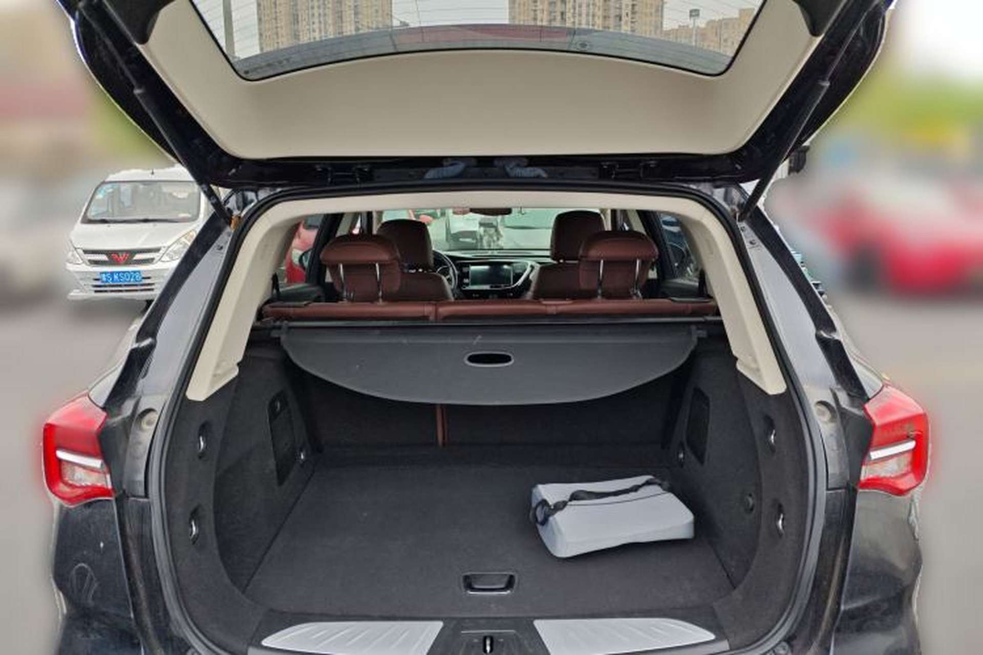 Used Buick Envision 2021 532T Two-Wheel-Drive Elite Version Trunk