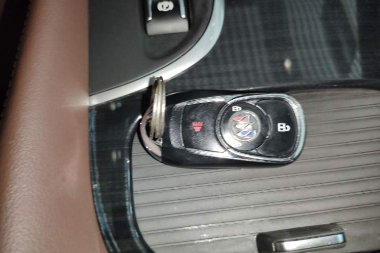 Used Buick Envision 2021 532T Two-Wheel-Drive Elite Version Vehicle Key