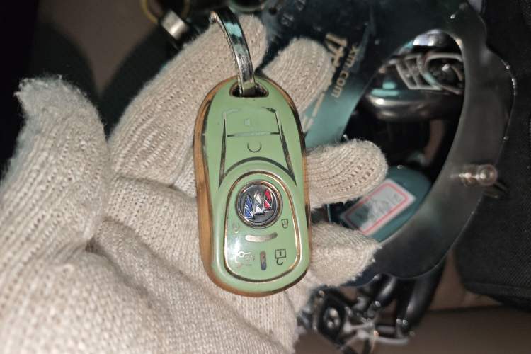 Used Buick Envision 2021 Encore Plus 652T Five-Seat Luxury Model Vehicle Key