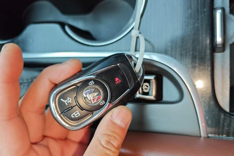 Used Buick Envision 2021 532T Two-Wheel-Drive Luxury Version Vehicle Key