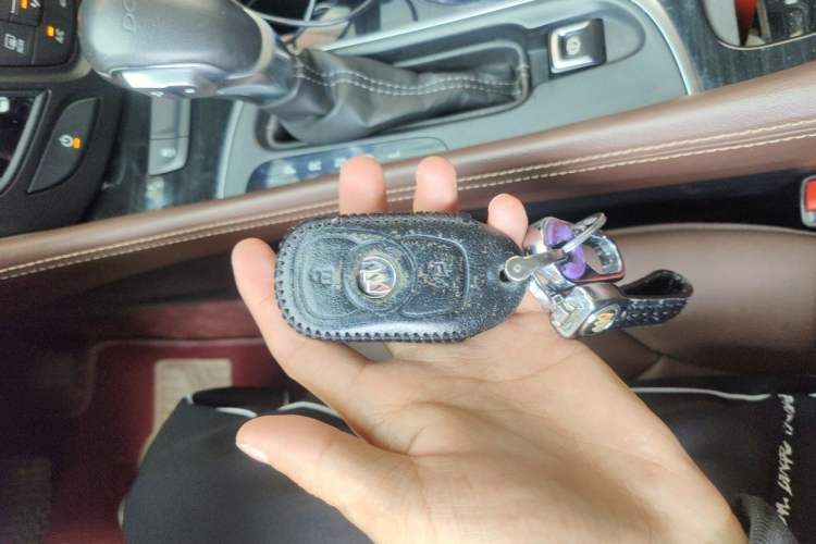 Used Buick Envision 2021 532T Two-Wheel-Drive Elite Version Vehicle Key