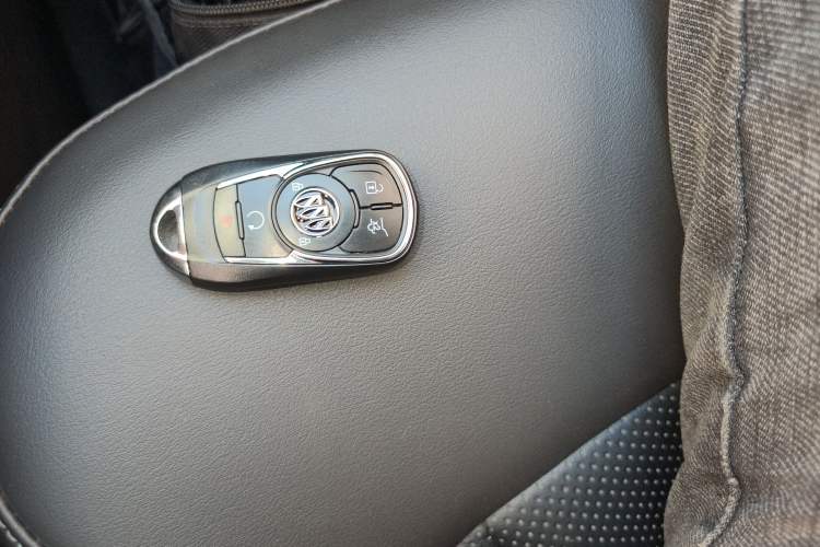 Used Buick Envision 2021 532T Two-Wheel-Drive Elite Version Vehicle Key