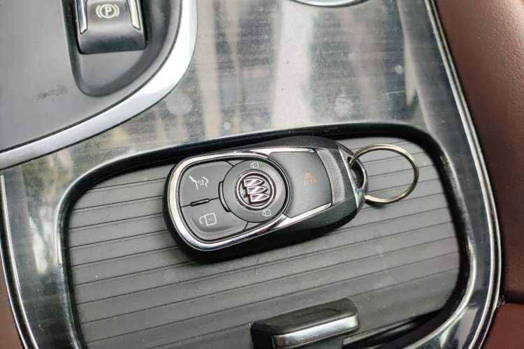 Used Buick Envision 2021 532T Two-Wheel-Drive Luxury Version Vehicle Key
