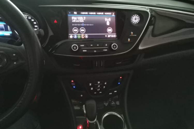 Used Buick Envision 2021 532T Two-Wheel-Drive Leading Version Audio And AC Panel