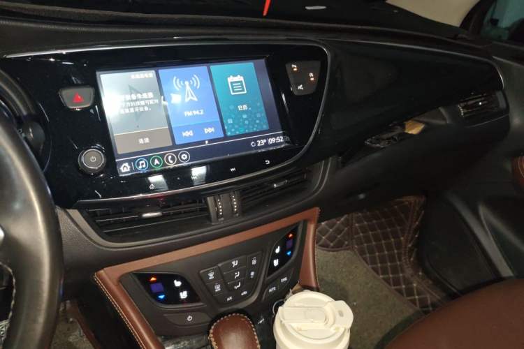 Used Buick Envision 2021 532T Two-Wheel-Drive Luxury Version Audio And AC Panel