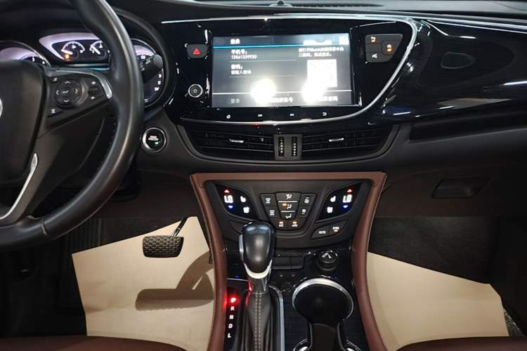 Used Buick Envision 2021 532T Two-Wheel-Drive Luxury Version Audio And AC Panel