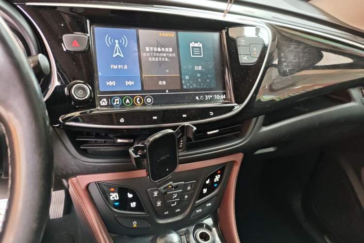 Used Buick Envision 2021 532T Two-Wheel-Drive Luxury Version Audio And AC Panel