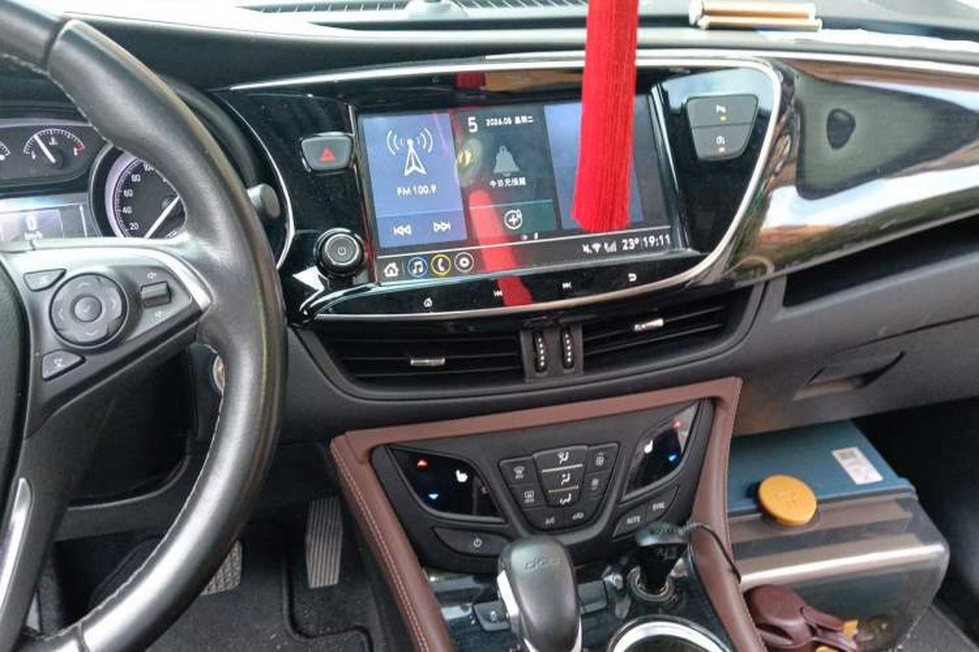 Used Buick Envision 2021 532T Two-Wheel-Drive Elite Version Audio And AC Panel
