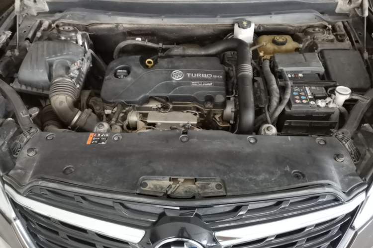 Used Buick Envision 2021 532T Two-Wheel-Drive Leading Version Engine Bay