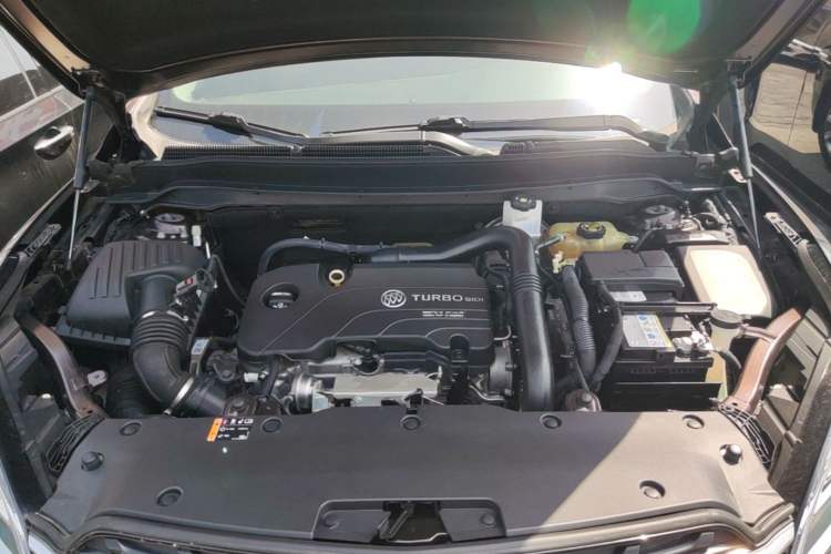 Used Buick Envision 2021 532T Two-Wheel-Drive Elite Version Engine Bay