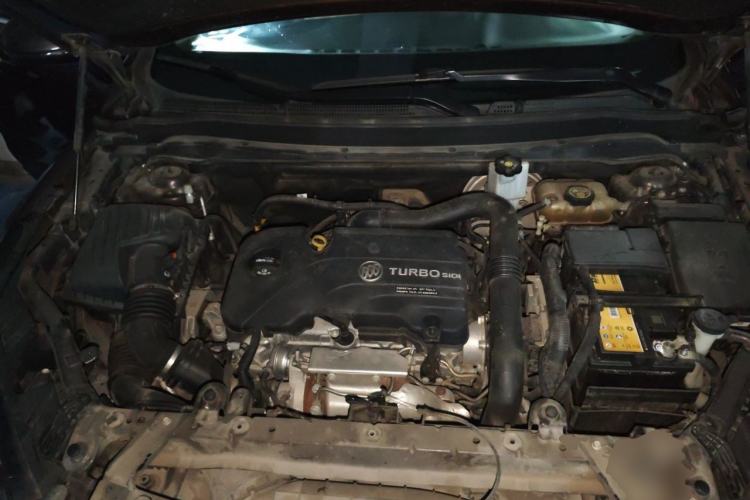 Used Buick Envision 2021 532T Two-Wheel-Drive Luxury Version Engine Bay