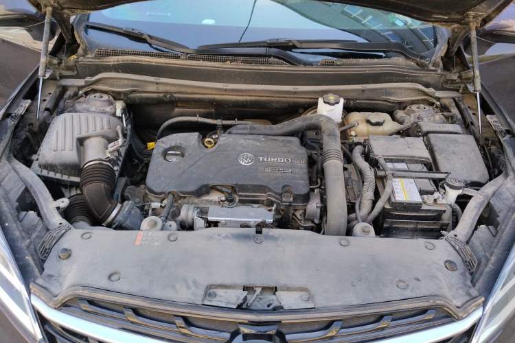 Used Buick Envision 2021 532T Two-Wheel-Drive Luxury Version Engine Bay