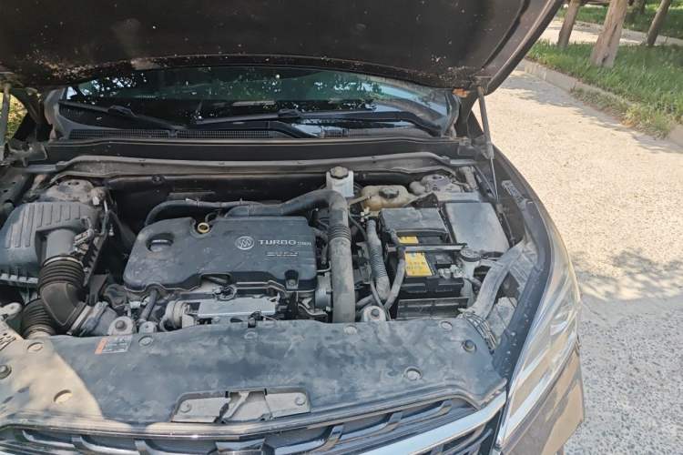 Used Buick Envision 2021 532T Two-Wheel-Drive Leading Version Engine Bay Left