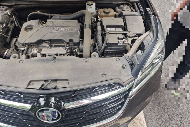 Used Buick Envision 2021 532T Two-Wheel-Drive Elite Version Engine Bay Left