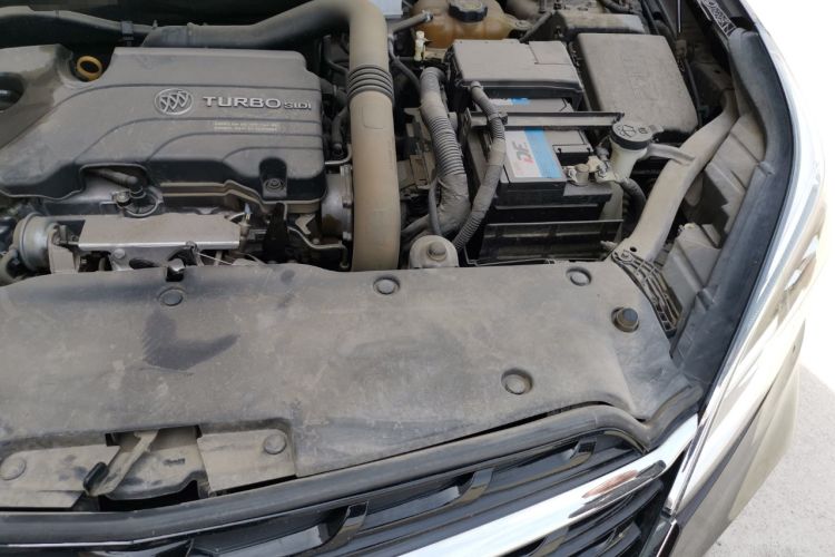 Used Buick Envision 2021 532T Two-Wheel-Drive Elite Version Engine Bay Left
