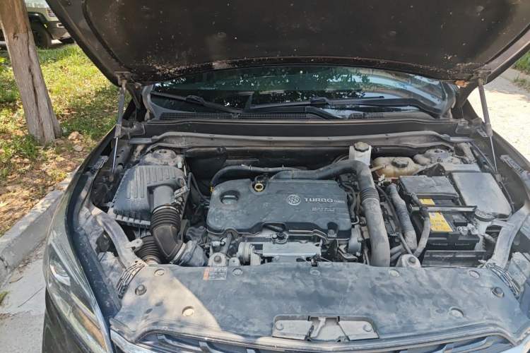 Used Buick Envision 2021 532T Two-Wheel-Drive Leading Version Engine Bay Right